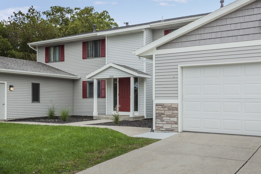 Our Townhomes Rockford Ridge Townhomes Rockford MI Apartments